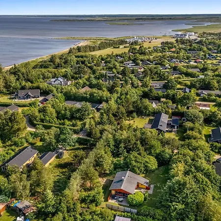 Ditta - 150m To The Fjord By Interhome *