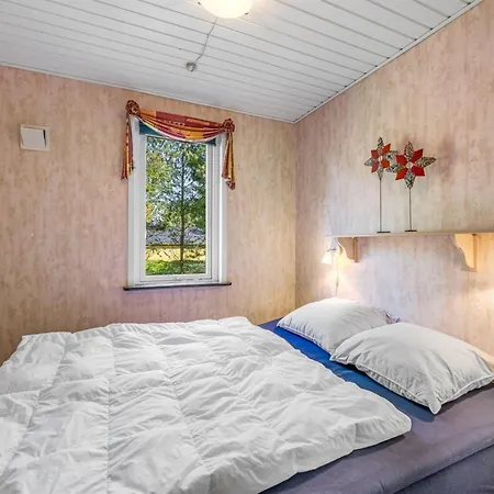 Ditta - 150m To The Fjord By Interhome *